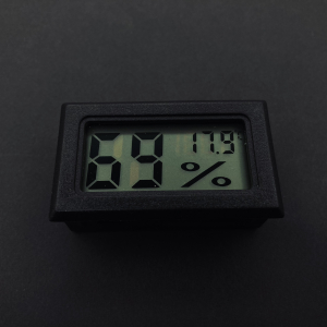 Термометр-гігрометр — фото