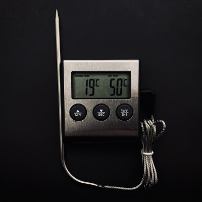 Термометр з сигналізатором